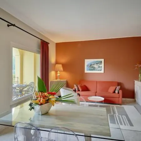 Dependence Del Parco