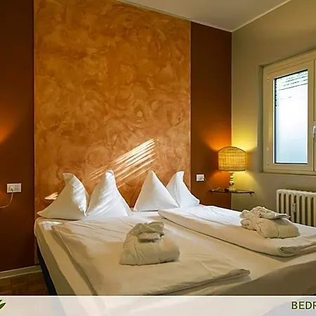 Hotel Dependence Del Parco