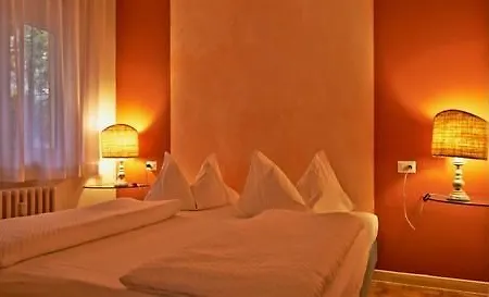 Dependence Del Parco 4*