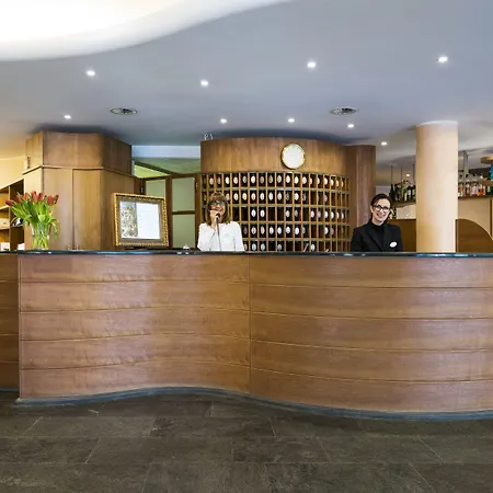 Hotel Dependence Del Parco