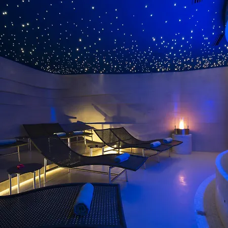 Hotel Dependence Del Parco 4*