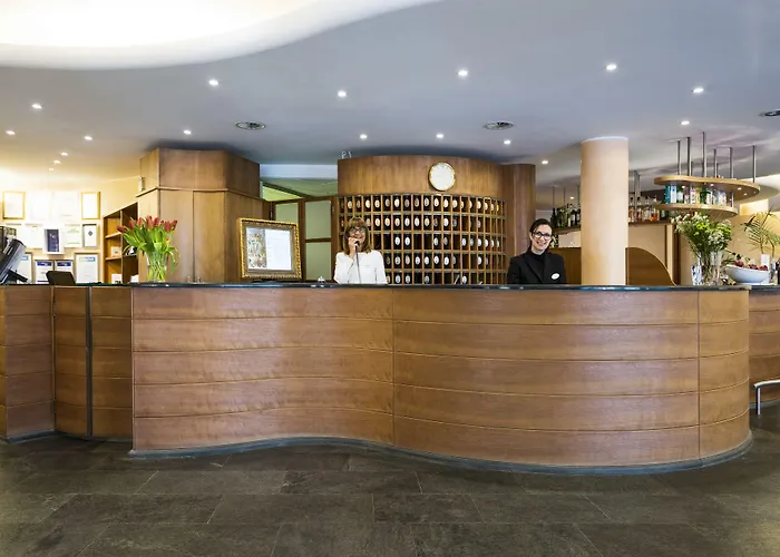 Hotel Dependence Del Parco